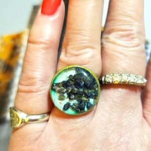 MzMax Resin Designs Natural Lavender Ring